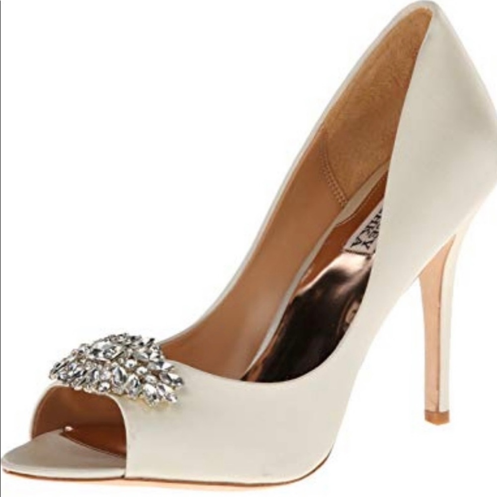 Badgley Mischka Lavender II size 6.5